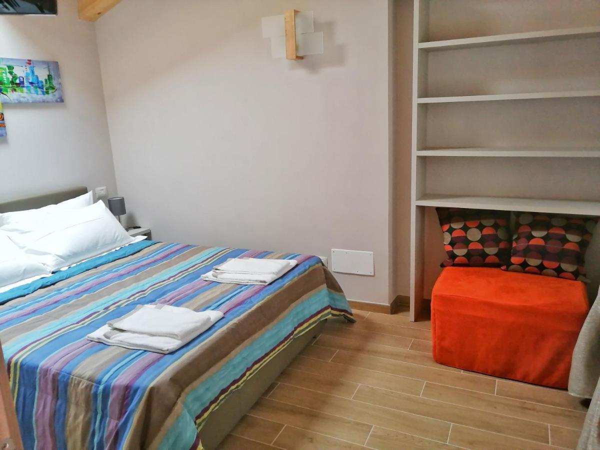 Fiordaelisa Apartment Monforte D'Alba Luaran gambar